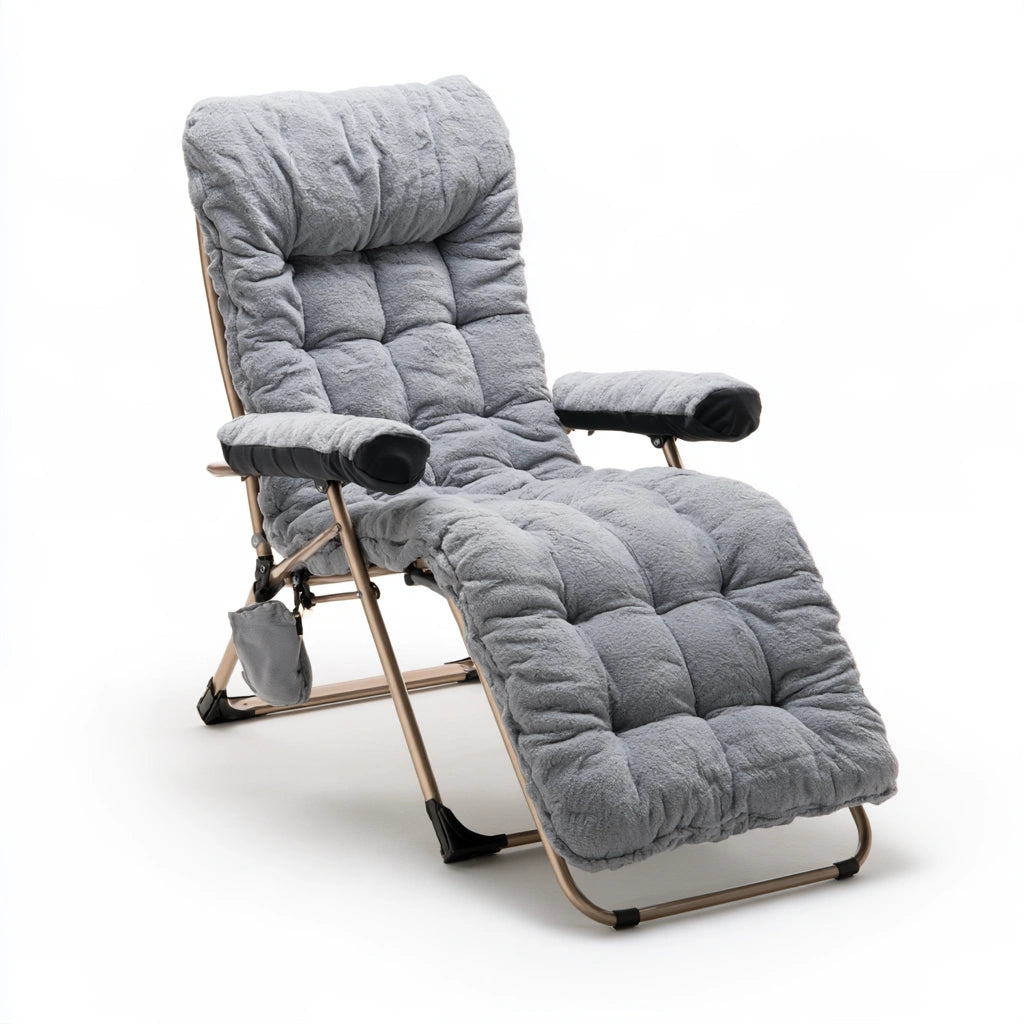 Poltrona relax pieghevole dalle linee essenziali, colore bianco